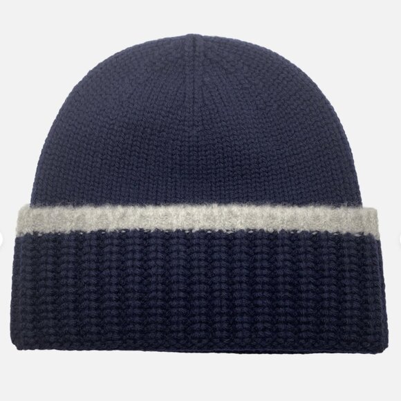 Authentic Chanel Navy Dark Blue Beanie Hat CC logo Brand New - Picture 5 of 14